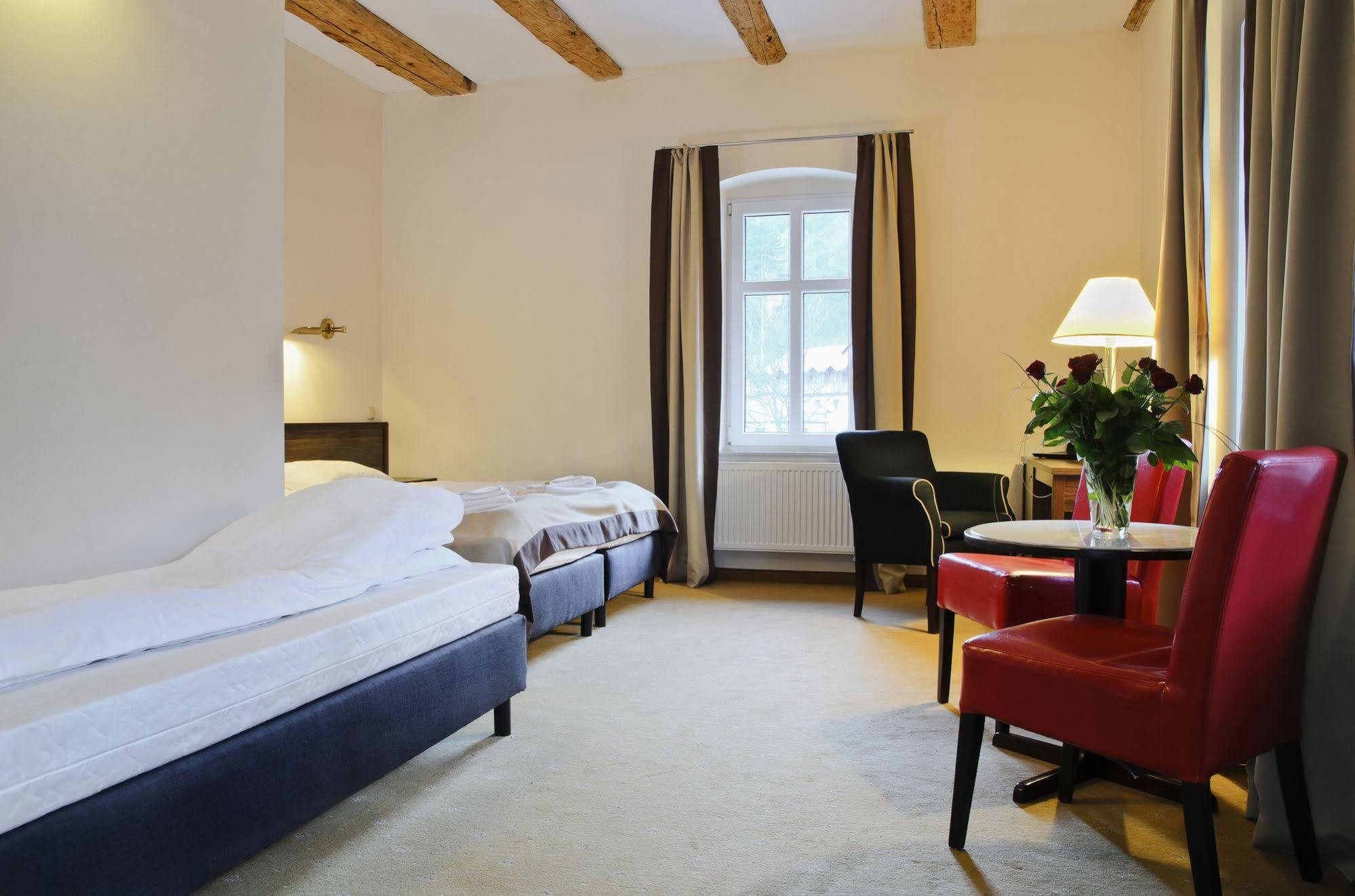 Impresja Art Resort Duszniki Zdroj Ngoại thất bức ảnh
