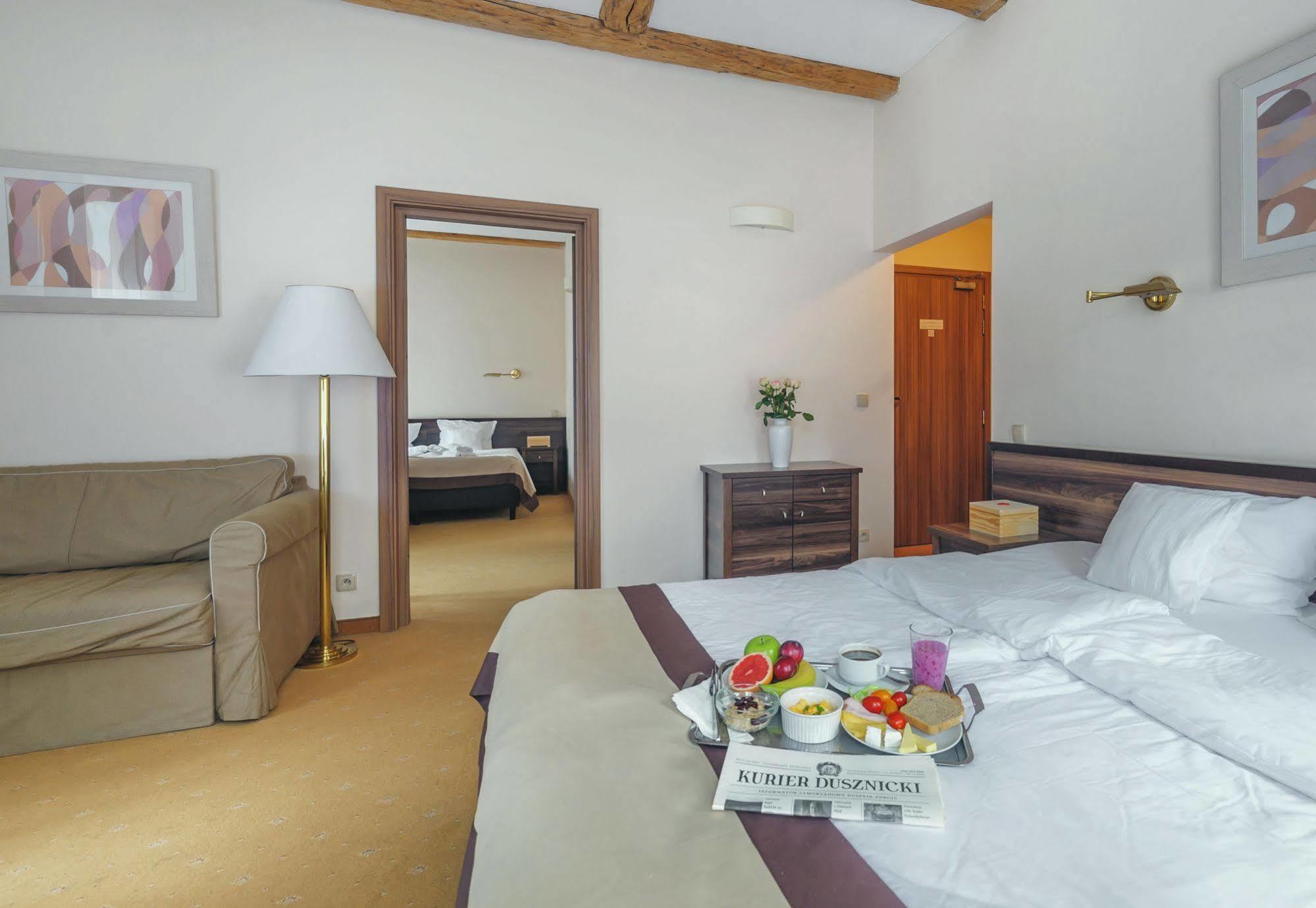 Impresja Art Resort Duszniki Zdroj Ngoại thất bức ảnh